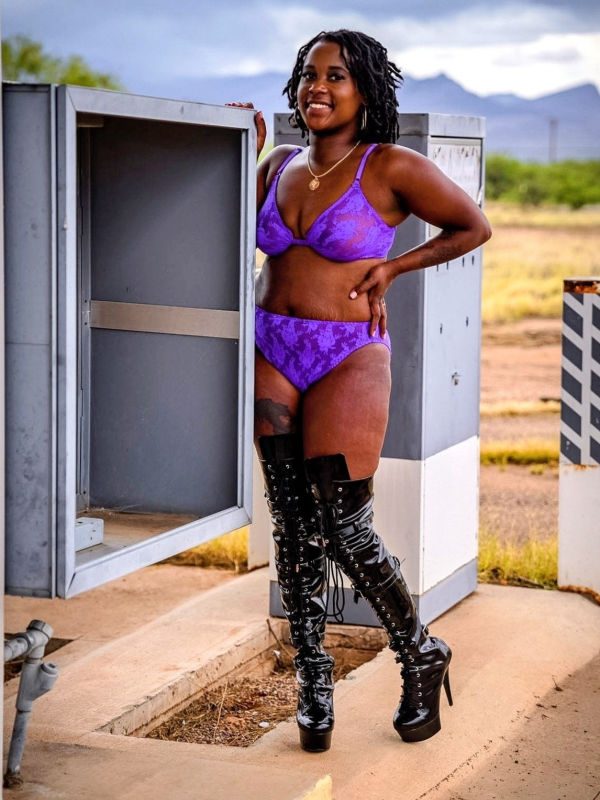 Queen Ava Stacks