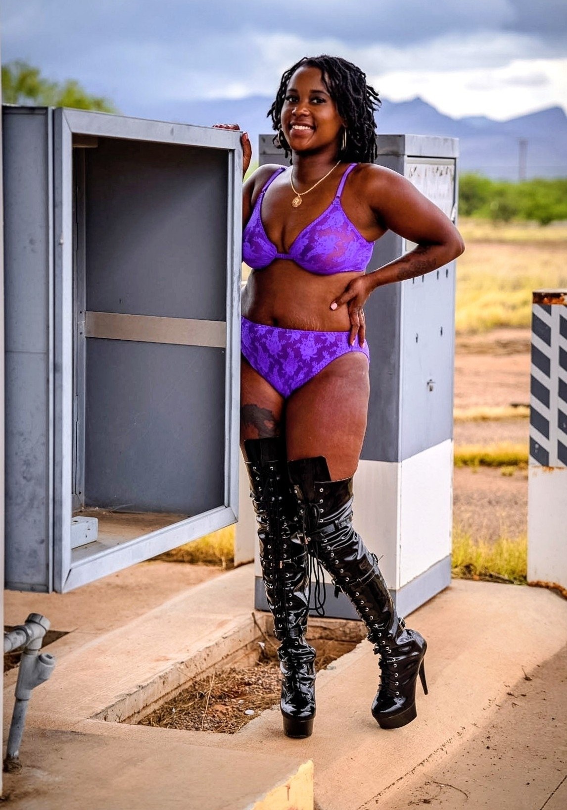 Queen Ava Stacks