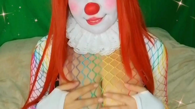 Boobee’s Big Top Titty Tease