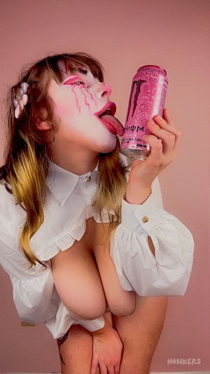 Clowngirl Craves Something Harder