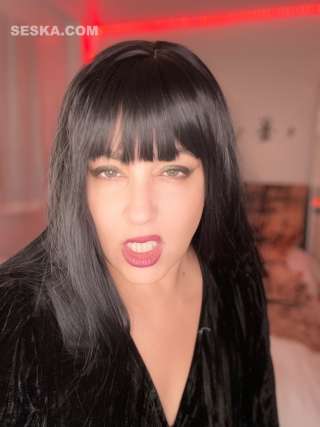 Goth Mommy for Halloween