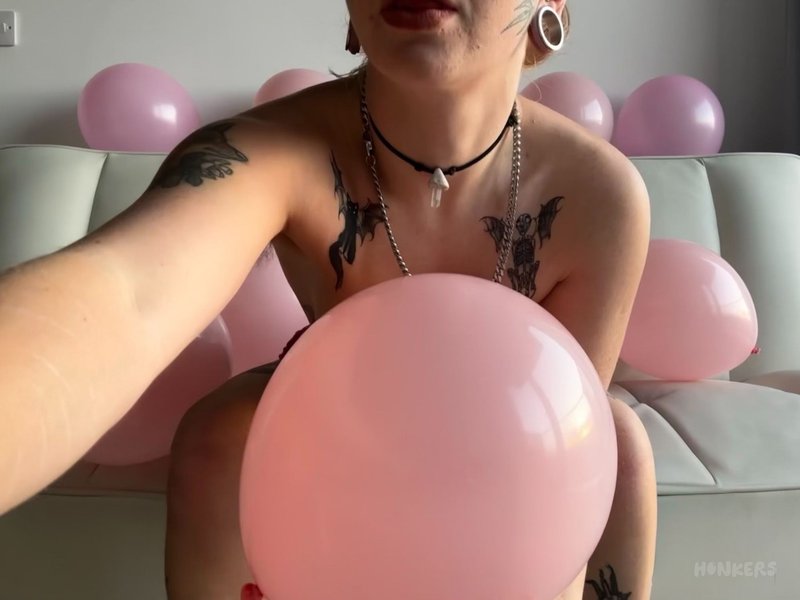 Balloon & Chill with Foxx