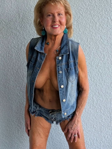 Desiree Eden
