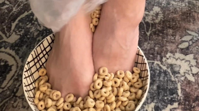 Pretty Toes & a Bowl of Cereal